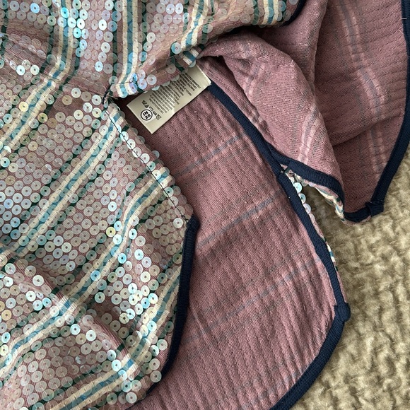 NWT- We the Free Party Favors Rugby Tee - M - Picture 5 of 7